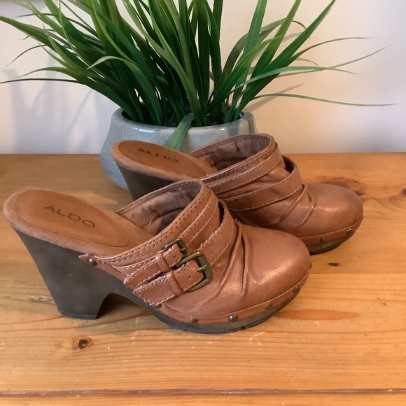 Aldo Brown Leather Platform Studded Clogs Mules Shoes Size 9 - Picture 3 of 8